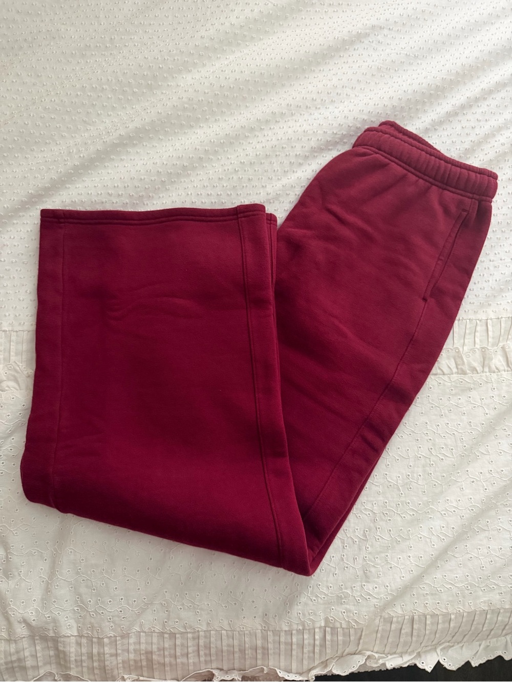 Aerie Cloud Fleece Trouser | Deep Cherry - Picture 2 of 2